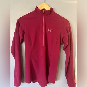Arc’Teryx Quarter Zip Hapf Zip Pullover in Pink